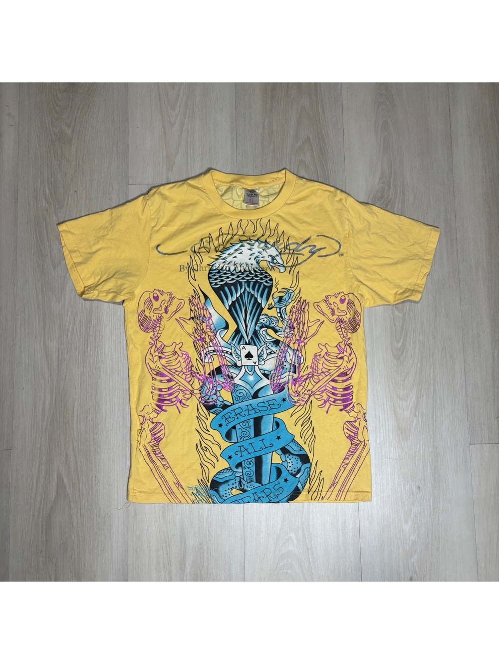 Ed Hardy Erase All Fears T Shirt Mens XL Yellow Christian Audigier Y2K AOP